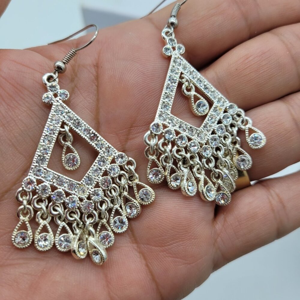 Chandelier Crystal Rhinestones Drop Dangle Earrings Silver Tone